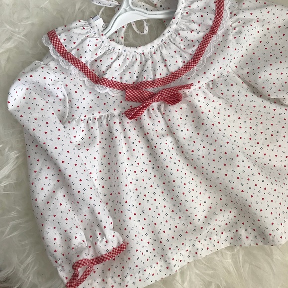 🌟3/$25 SALE🌟Vintage Polka Dot/Hearts Blouse -24M - Picture 4 of 7